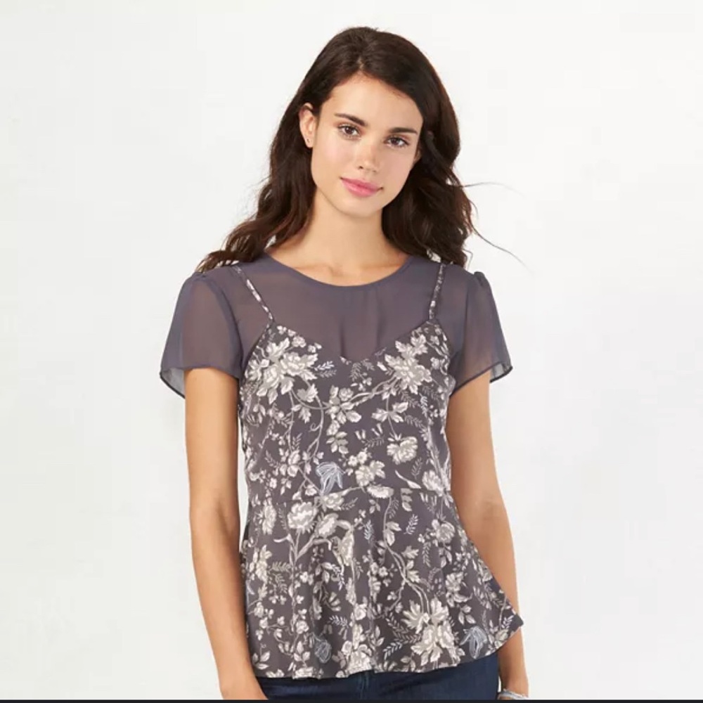 Women's LC Lauren Conrad
Layered Peplum Top, Size Small gray floral tones